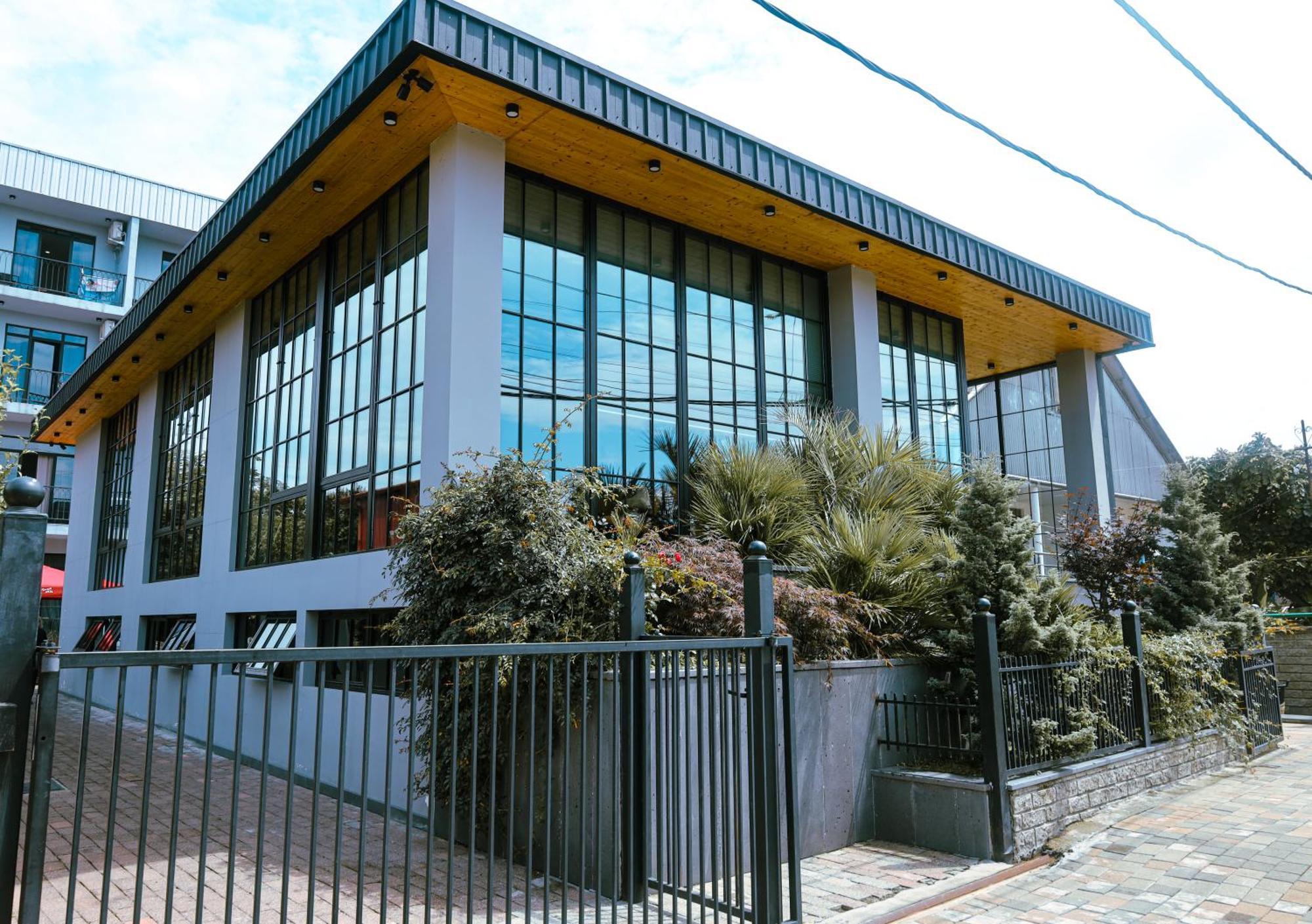 Level Up Hotel & Restaurant Kobuleti Ngoại thất bức ảnh
