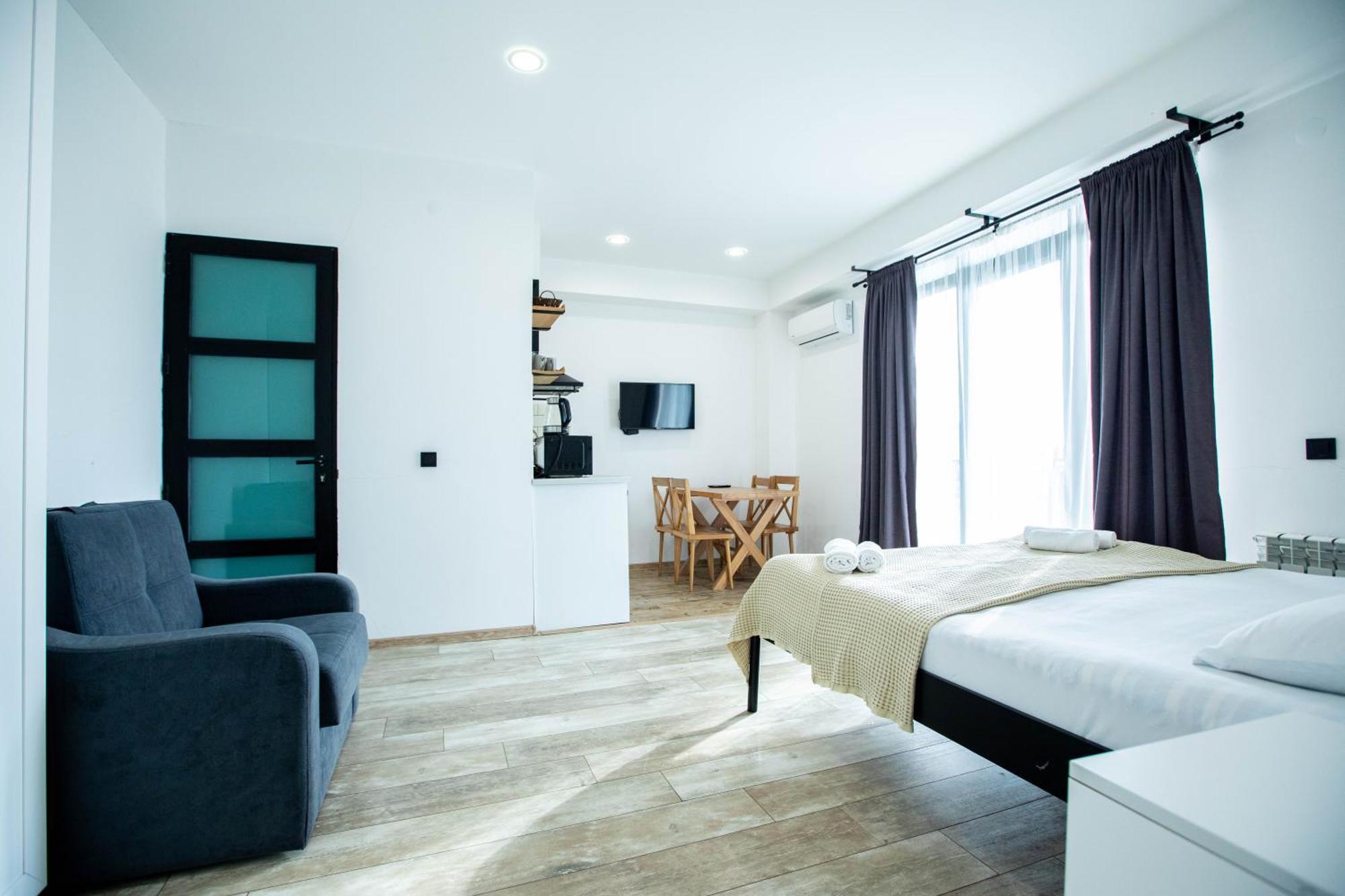 Level Up Hotel & Restaurant Kobuleti Ngoại thất bức ảnh