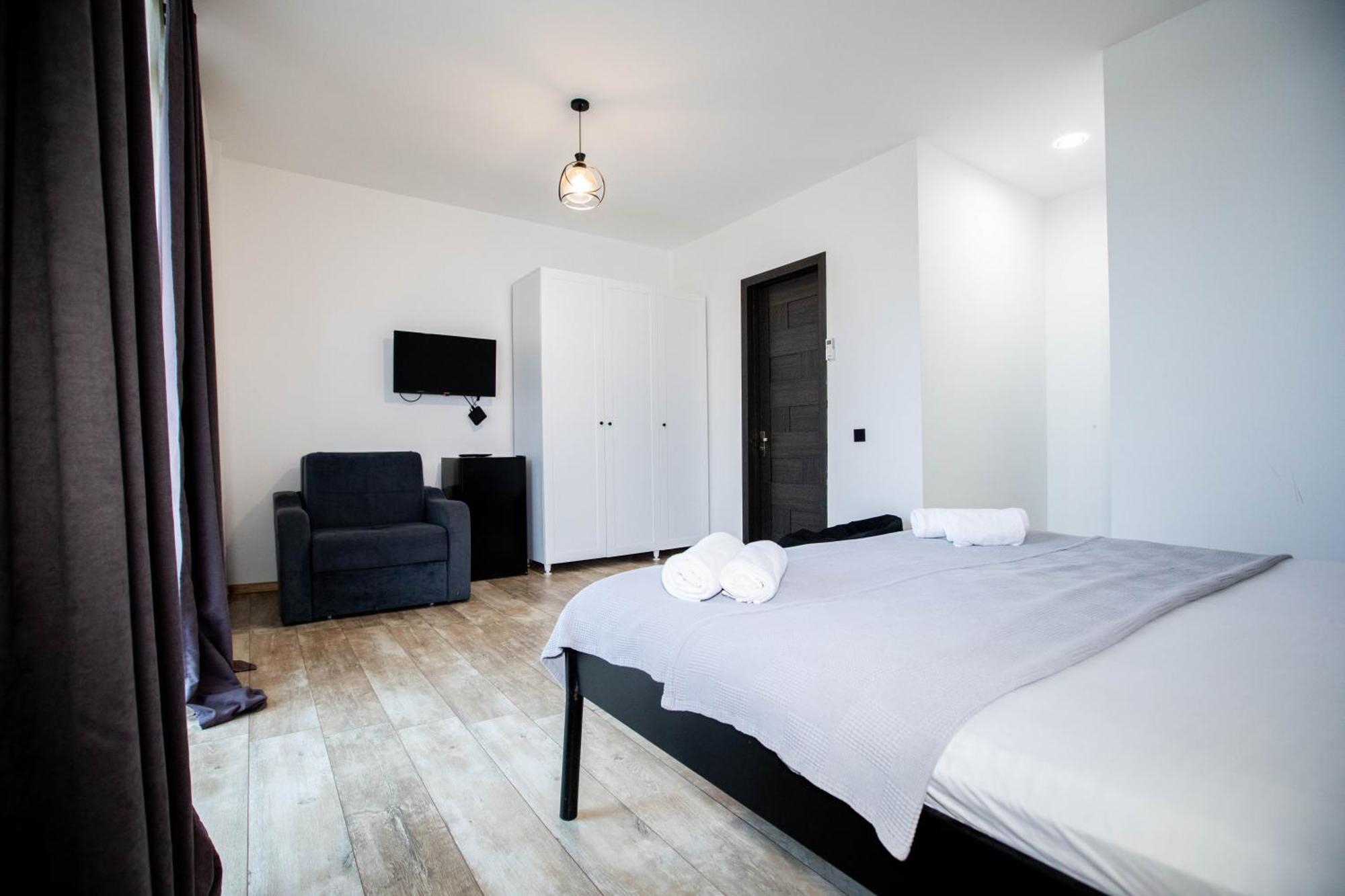 Level Up Hotel & Restaurant Kobuleti Ngoại thất bức ảnh