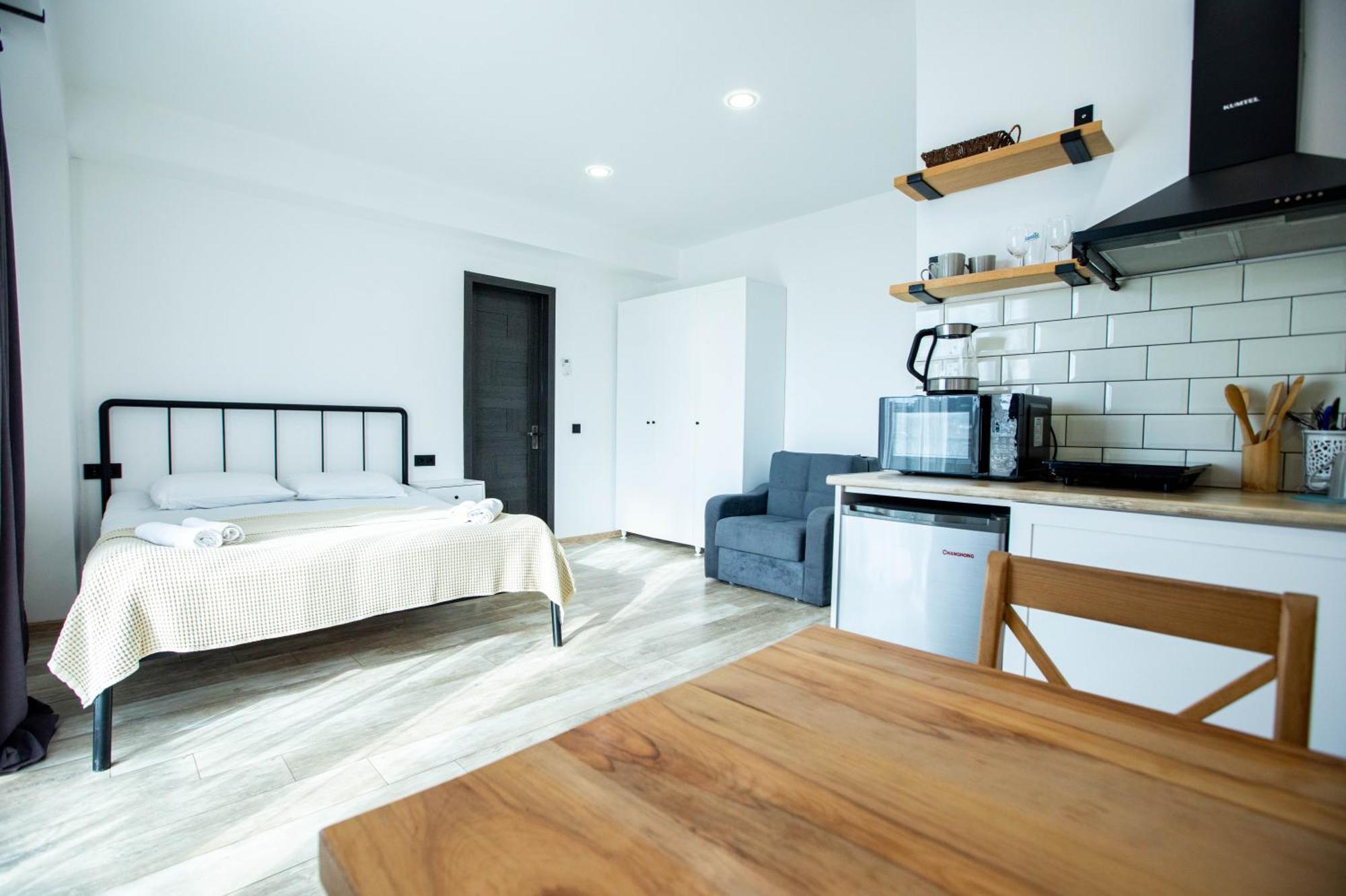 Level Up Hotel & Restaurant Kobuleti Ngoại thất bức ảnh