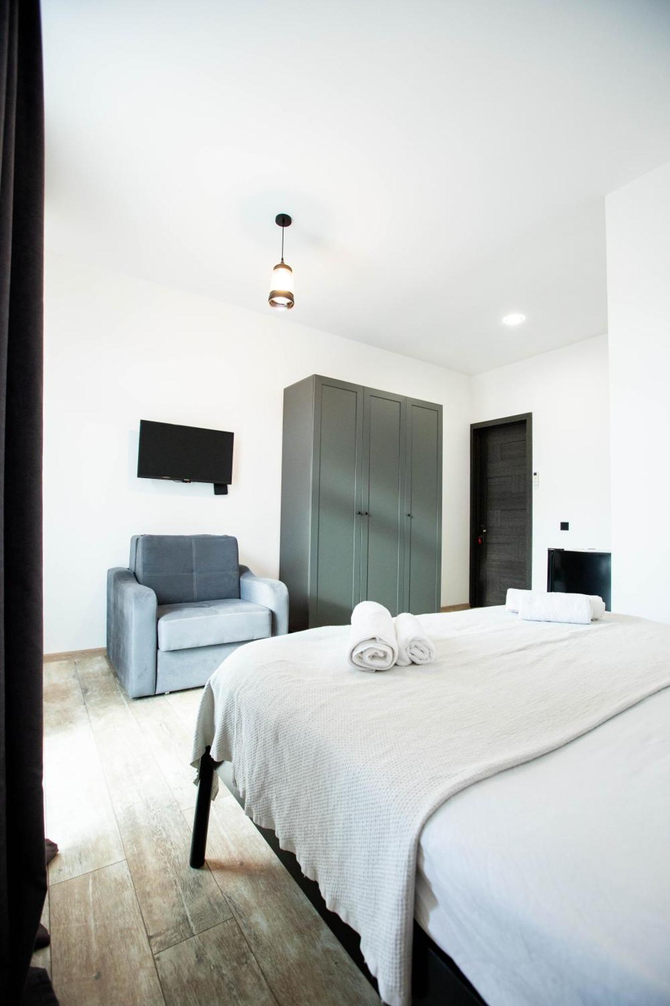 Level Up Hotel & Restaurant Kobuleti Ngoại thất bức ảnh