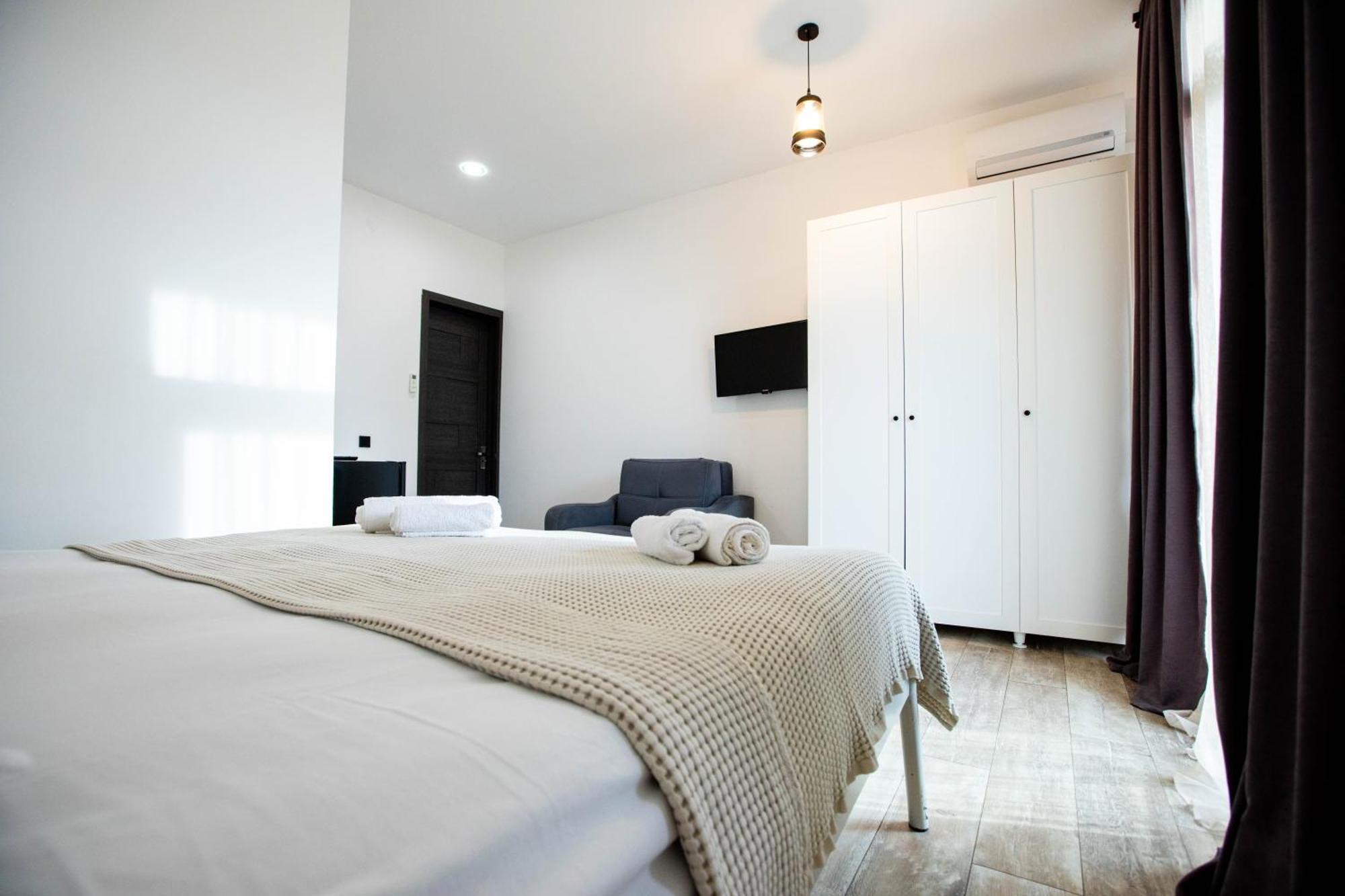 Level Up Hotel & Restaurant Kobuleti Ngoại thất bức ảnh